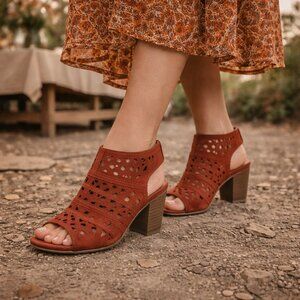 Maurices Jazel Peep Toe Booties 11 M Brick Red Rusty Brown Laser Cut Slingback
